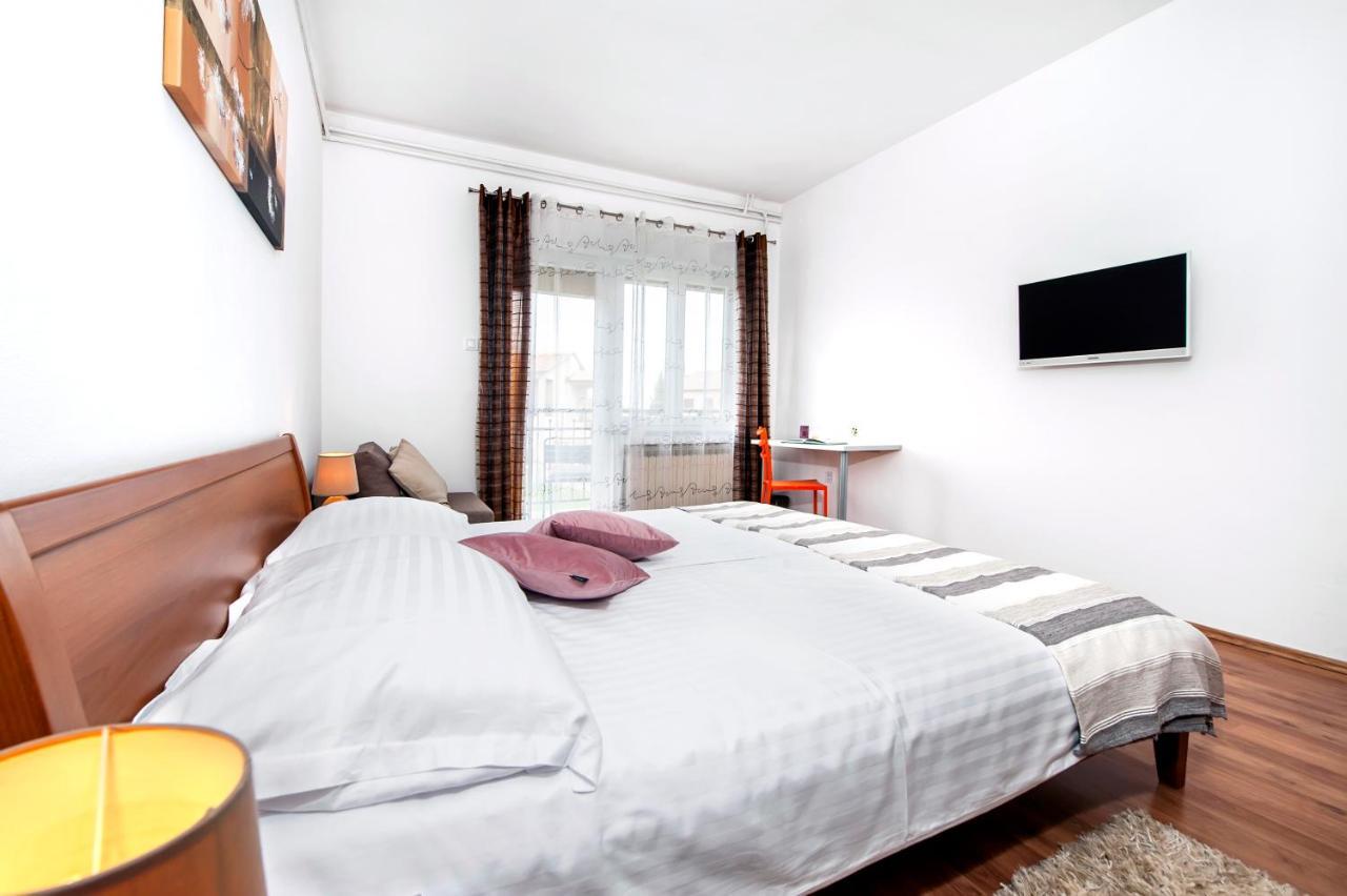 Apartments Euphemia Rovinj Exterior foto