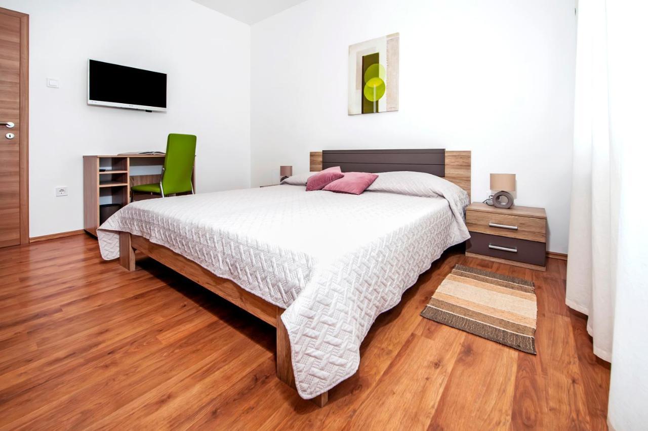 Apartments Euphemia Rovinj Exterior foto